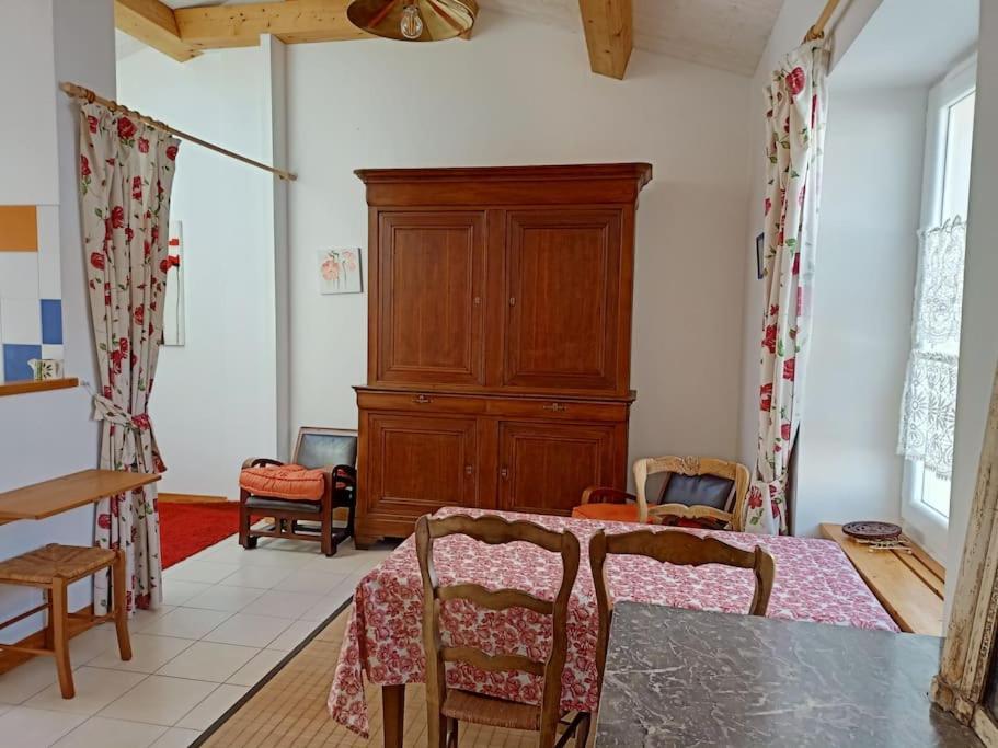 فيلا La Maison Du Marin سانت جيل كروا دي فيي المظهر الخارجي الصورة