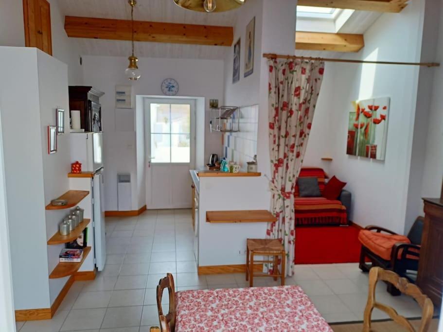 فيلا La Maison Du Marin سانت جيل كروا دي فيي المظهر الخارجي الصورة